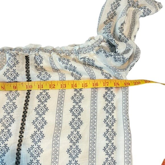 English‎ Factory Womens Off Shoulder Top Blouse Tunic M Bell Sleeves - Picture 6 of 9